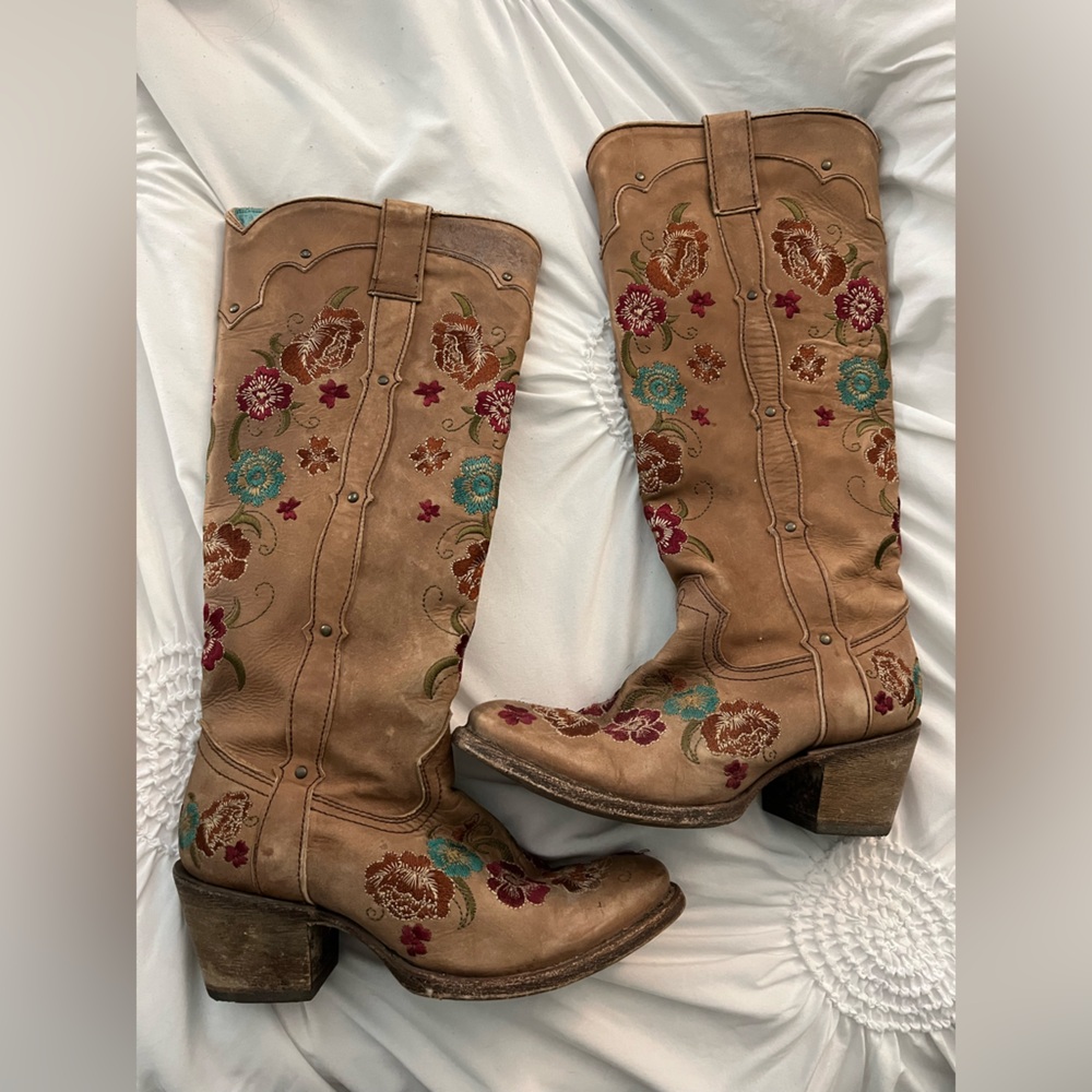 Corral Cowgirl Boots